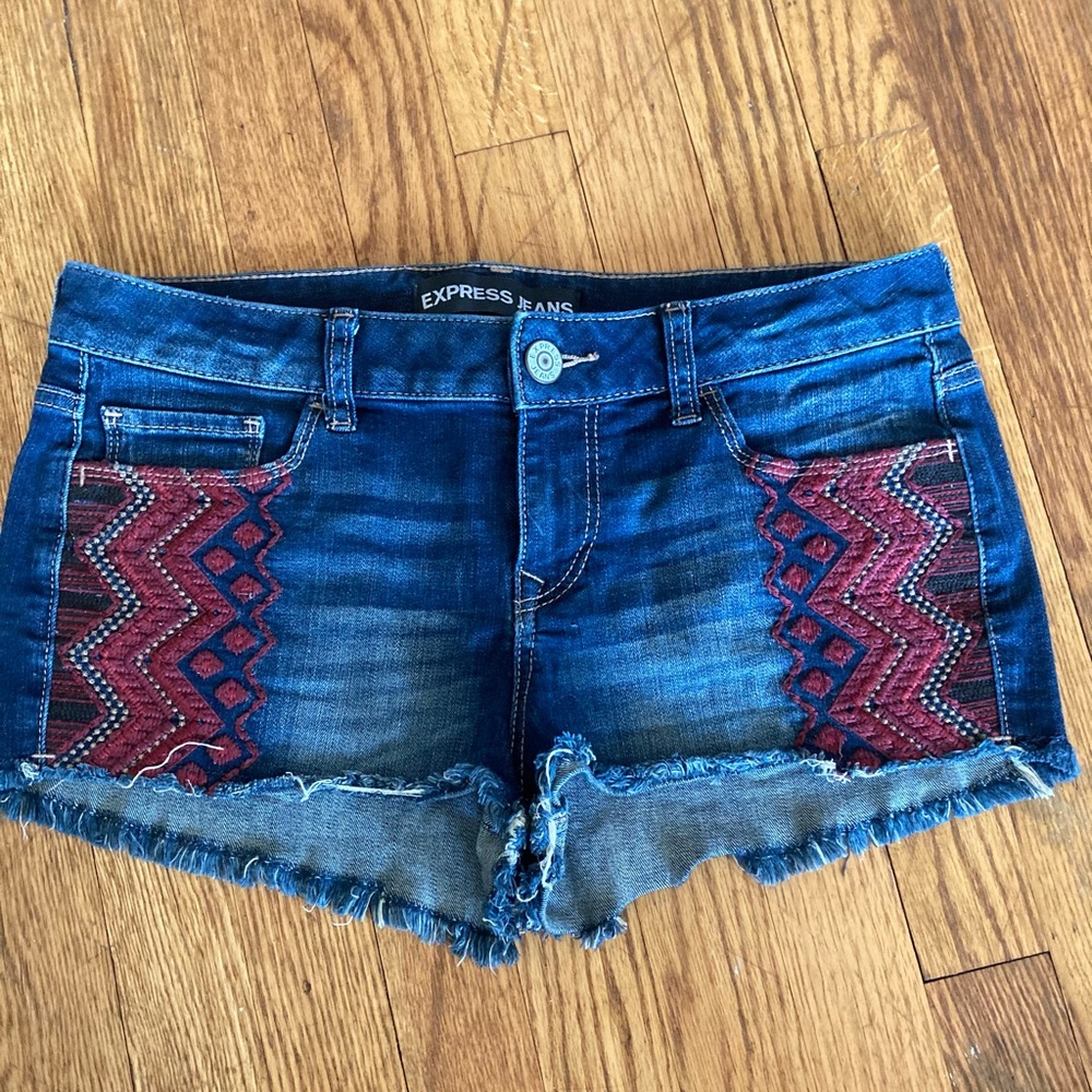 EXPRESS Embroidered Low-Rise Denim Shorts